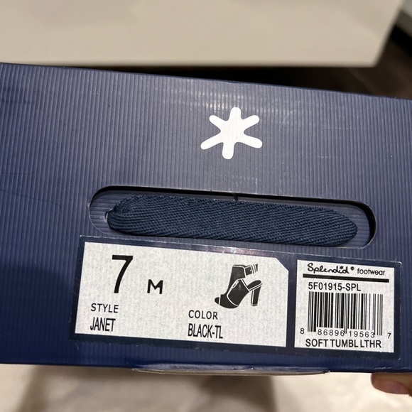 Black leather splendid peep toe bootie in a size 7M. - Picture 2 of 2